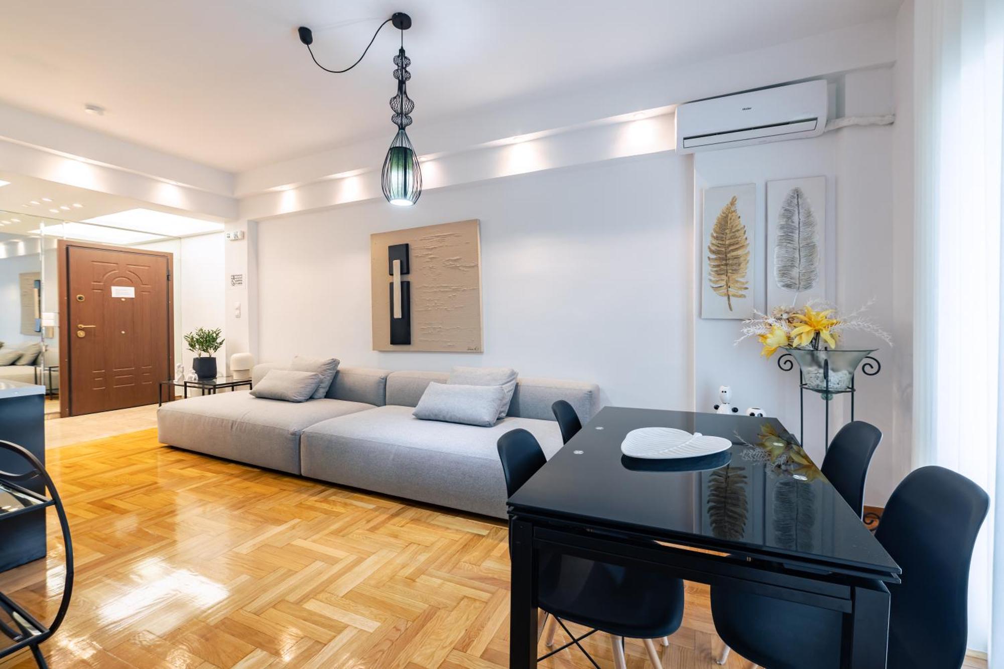 Apartment In Glyfada Center Ateny Zewnętrze zdjęcie